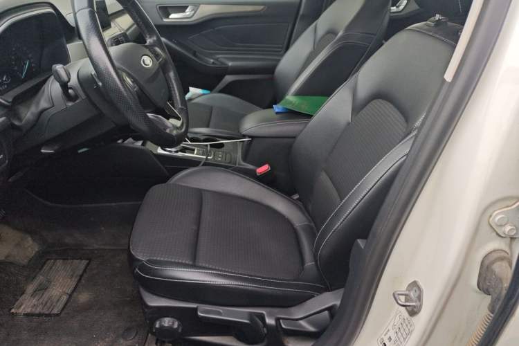 Used Ford Focus 2019 Sedan EcoBoost 180 Automatic Trend Edition Left Front Seat
