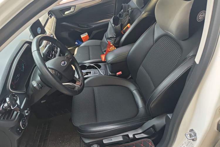 Used Ford Focus 2019 Two-Door EcoBoost 125 Automatic Trendy Model China VI Standard Left Front Seat