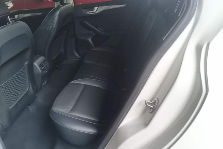 Used Ford Focus 2019 Hatchback EcoBoost 180 Automatic Titanium Edition Left Rear Seat