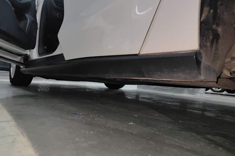 Used Ford Focus 2019 Sedan 1.5L Automatic FENGYUE Model China V Standard Left Side Sill
