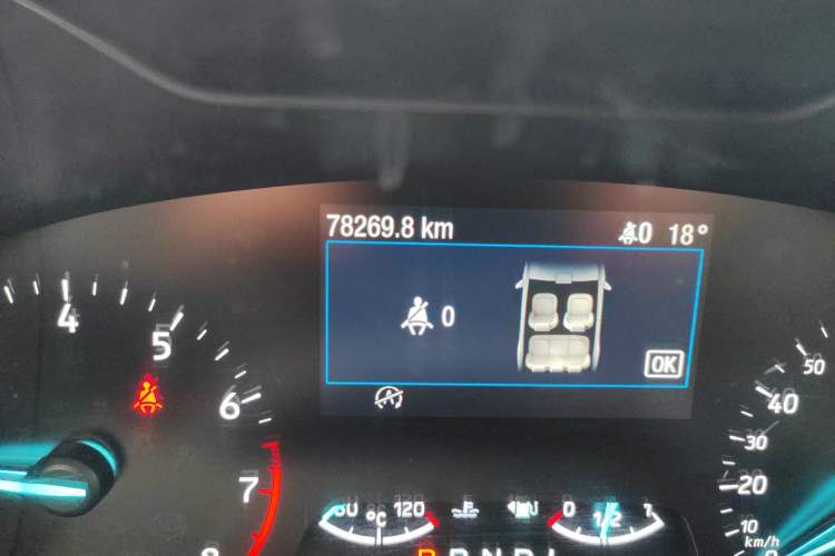 Used Ford Focus 2019 Sedan EcoBoost 125 Automatic Trendy Model China V Standard Odometer Close Up
