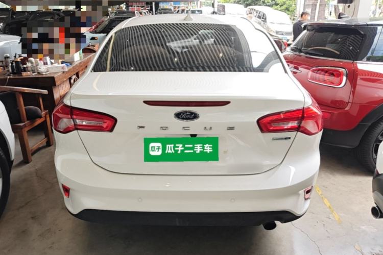 Used Ford Focus 2019 Sedan EcoBoost 125 Automatic Trendy Model China VI Standard Rear