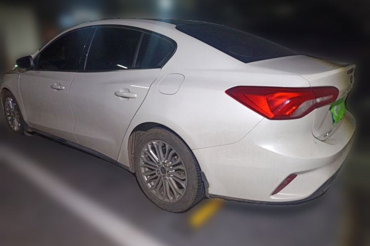Used Ford Focus 2019 Sedan EcoBoost 180 Automatic Titanium Edition Rear Left 45 Deg
