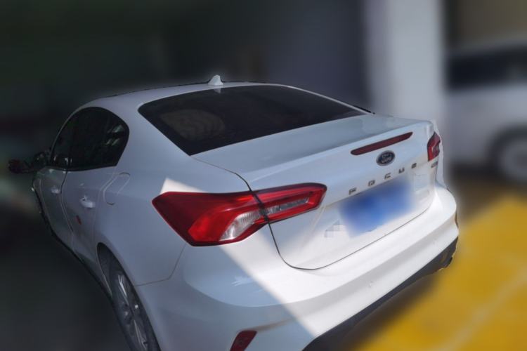 Used Ford Focus 2019 Sedan EcoBoost 180 Automatic Trend Edition Rear Left 45 Deg