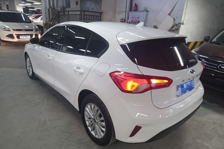 Used Ford Focus 2019 Hatchback EcoBoost 180 Automatic Trendy Model Rear Left 45 Deg
