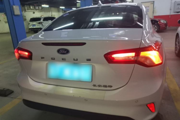 Used Ford Focus 2019 Sedan 1.5L Automatic FENGYUE Model China V Standard Rear