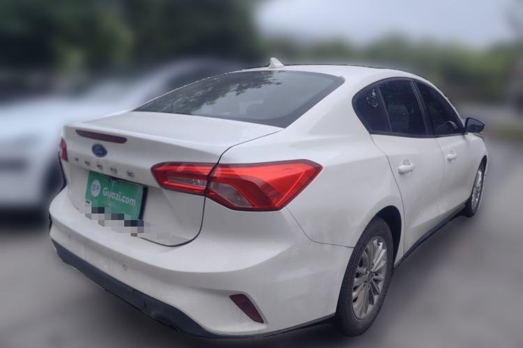 Used Ford Focus 2019 Sedan EcoBoost 180 Automatic Trend Edition Rear Right 45 Deg