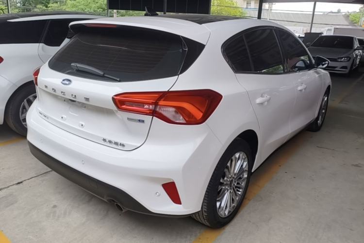 Used Ford Focus 2019 Hatchback EcoBoost 180 Automatic Titanium Edition Rear Right 45 Deg