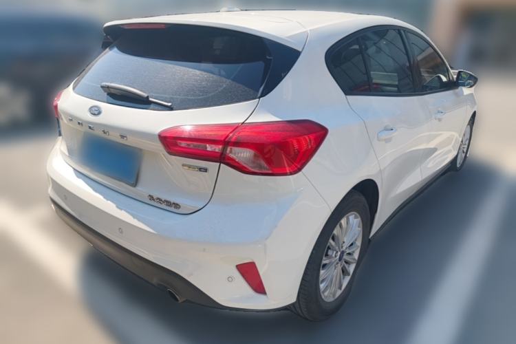 Used Ford Focus 2019 Hatchback EcoBoost 180 Automatic Trendy Model Rear Right 45 Deg