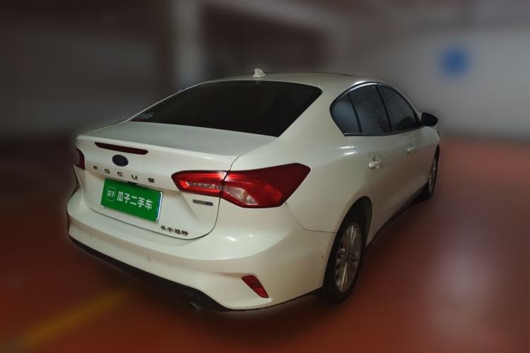 Used Ford Focus 2019 Sedan EcoBoost 180 Automatic Trend Edition Rear Right 45 Deg