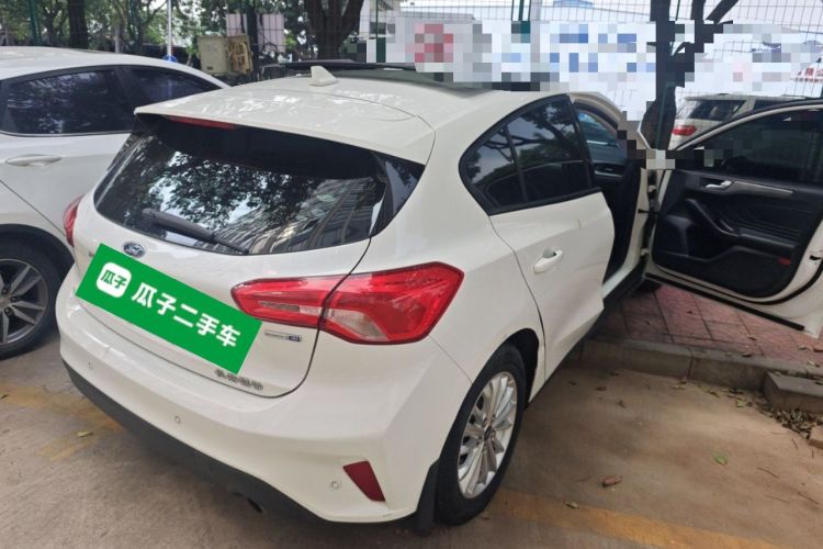 Used Ford Focus 2019 Hatchback EcoBoost 180 Automatic Trendy Model Rear Right 45 Deg