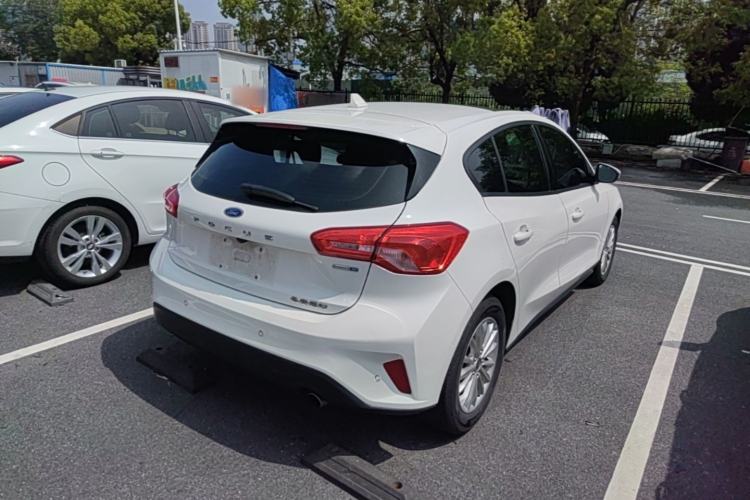 Used Ford Focus 2019 Hatchback EcoBoost 180 Automatic Trendy Model Rear Right 45 Deg
