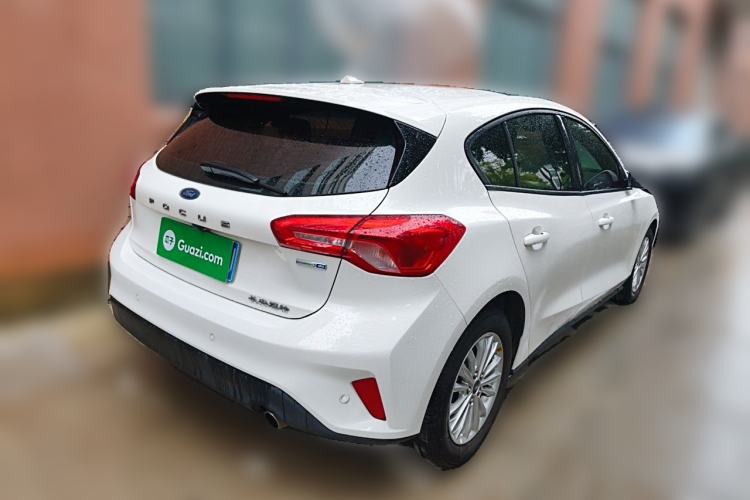 Used Ford Focus 2019 Hatchback EcoBoost 180 Automatic Trendy Model Rear Right 45 Deg