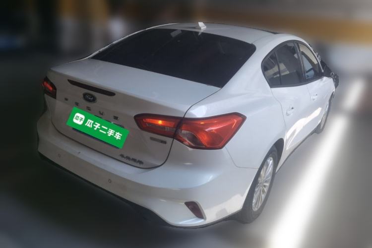Used Ford Focus 2019 Sedan EcoBoost 180 Automatic Trend Edition Rear Right 45 Deg