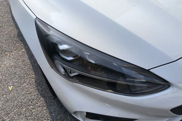 Used Ford Focus 2019 Sedan EcoBoost 180 Automatic ST Line Right Front Headlight