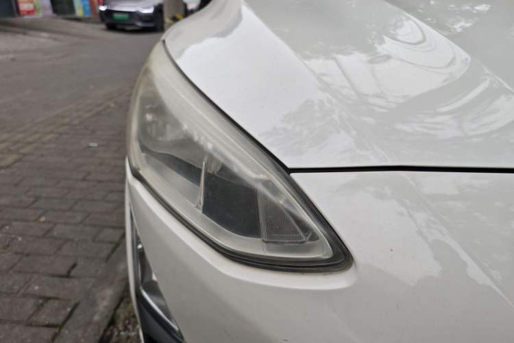 Used Ford Focus 2019 Hatchback EcoBoost 180 Automatic Trendy Model Right Front Headlight