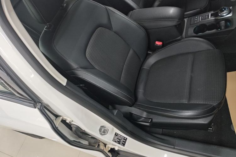Used Ford Focus 2019 Sedan EcoBoost 180 Automatic Trend Edition Right Front Seat