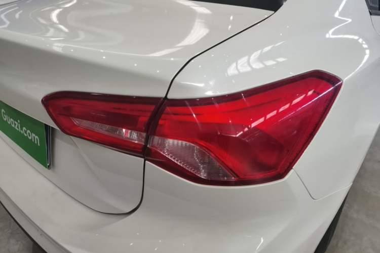Used Ford Focus 2019 Sedan EcoBoost 180 Automatic Trend Edition Right Rear Taillight