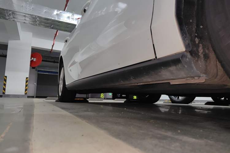 Used Ford Focus 2019 Sedan 1.5L Automatic FENGYUE Model China V Standard Right Side Sill