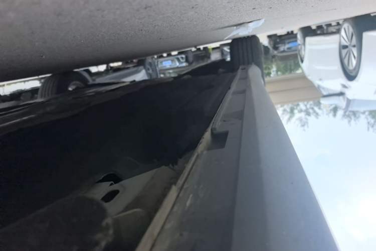 Used Ford Focus 2019 Sedan EcoBoost 180 Automatic Trend Edition Right Side Sill