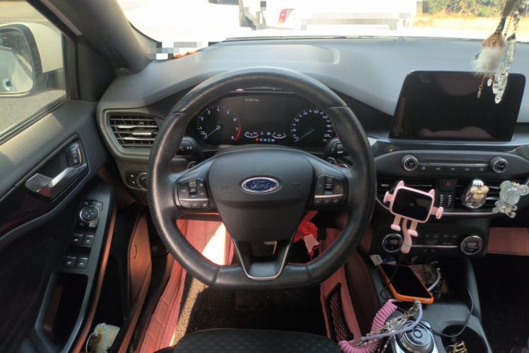 Used Ford Focus 2019 Sedan EcoBoost 180 Automatic ST Line Steering Wheel