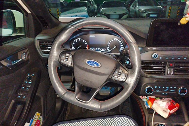 Used Ford Focus 2019 Hatchback EcoBoost 180 Automatic ST Line Steering Wheel