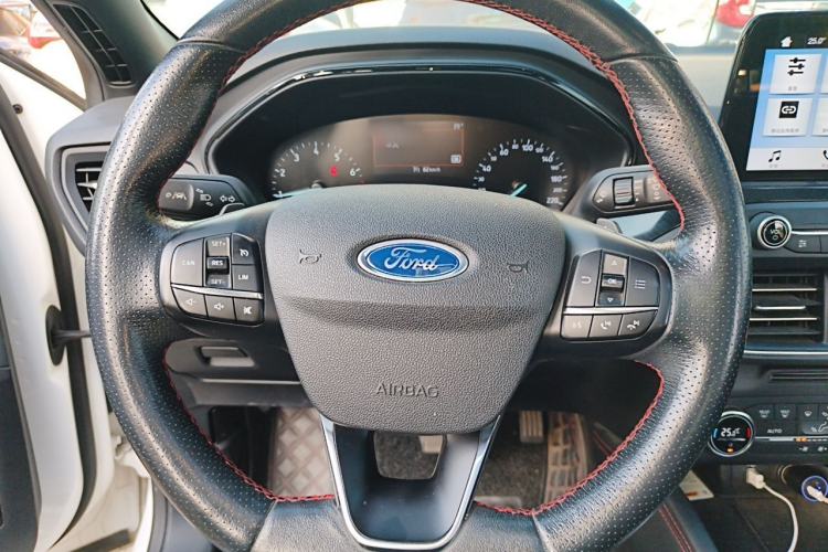 Used Ford Focus 2019 Sedan EcoBoost 180 Automatic ST Line Steering Wheel