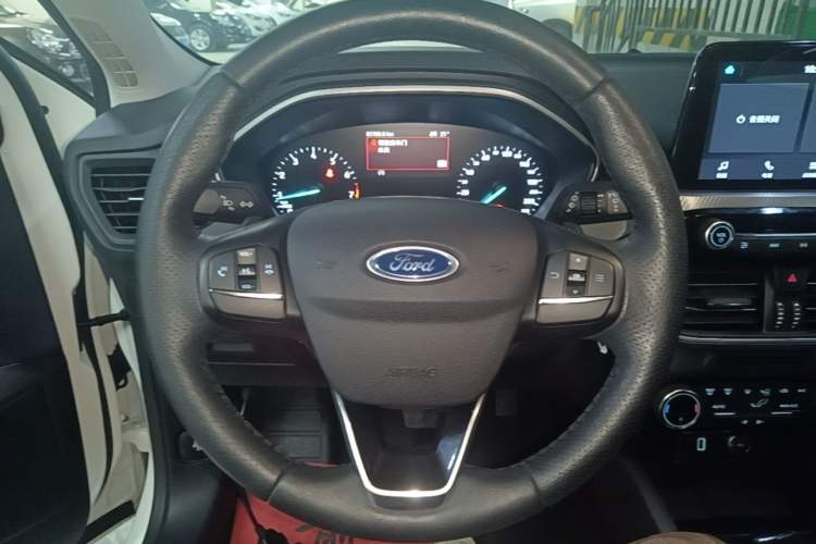 Used Ford Focus 2019 Hatchback EcoBoost 180 Automatic Trendy Model Steering Wheel