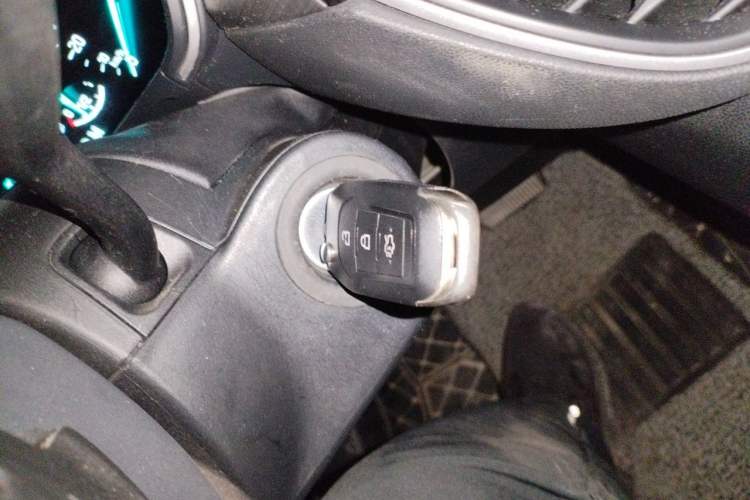 Used Ford Focus 2019 Hatchback EcoBoost 180 Automatic Trendy Model Vehicle Key