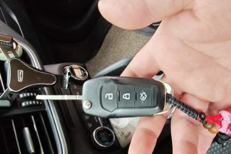 Used Ford Focus 2019 Hatchback EcoBoost 180 Automatic Trendy Model Vehicle Key