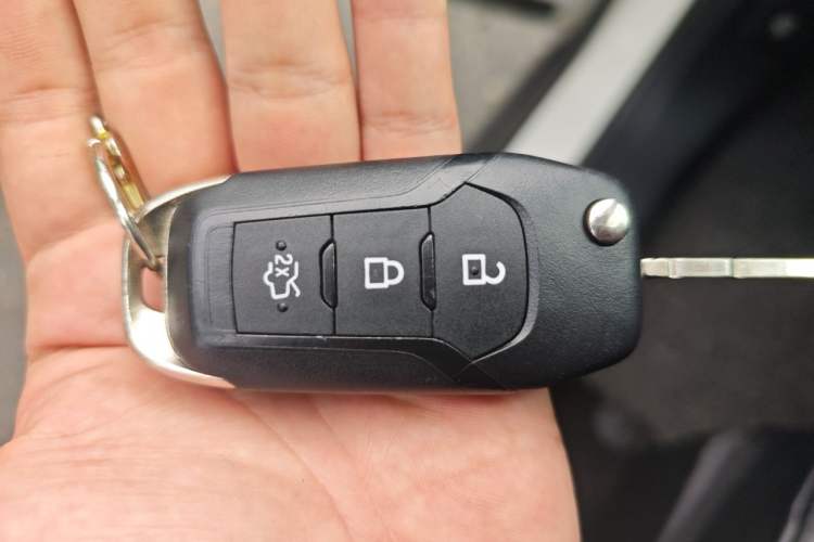 Used Ford Focus 2019 Hatchback 1.5L Automatic Fengeyue Model China VI Standard Vehicle Key