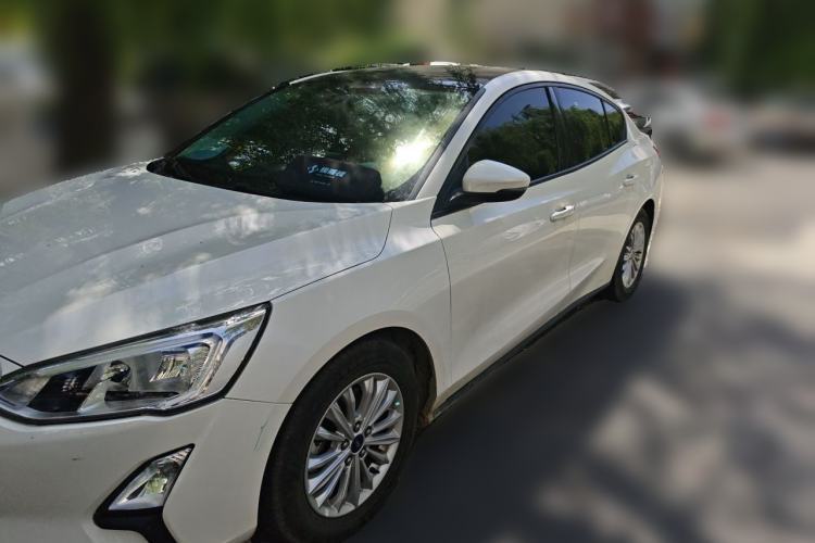 Używany Ford Focus 2019 Sedan EcoBoost 180 Automatic Trend Edition Guazi used car, China used car export, Used car for sale, Used  cars, Cheapest cars for sale