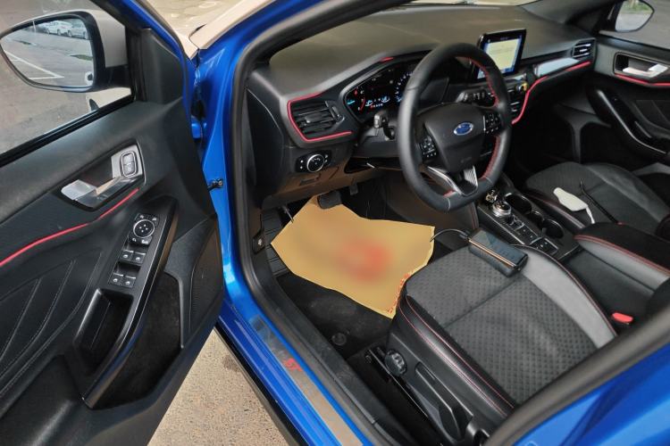 Used Ford Focus 2019 Hatchback EcoBoost 180 Automatic ST Line Driver Seat
