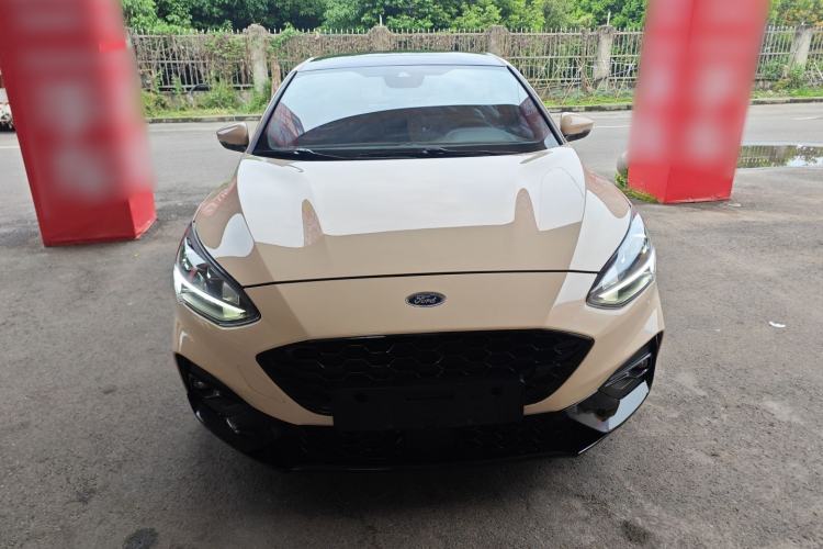 Used Ford Focus 2019 Hatchback EcoBoost 180 Automatic ST Line Front