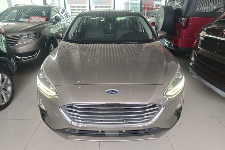 Used Ford Focus 2019 Sedan EcoBoost 180 Automatic Titanium Edition Front