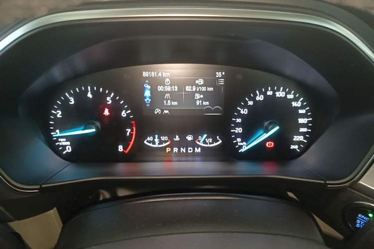 Used Ford Focus 2019 Sedan EcoBoost 180 Automatic Titanium Edition Instrument Cluster