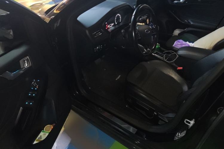 Used Ford Focus 2020 Sedan EcoBoost 180 Automatic ST Line Driver Seat