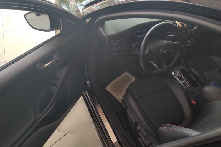 Used Ford Focus 2020 Sedan EcoBoost 180 Automatic ST Line Driver Seat