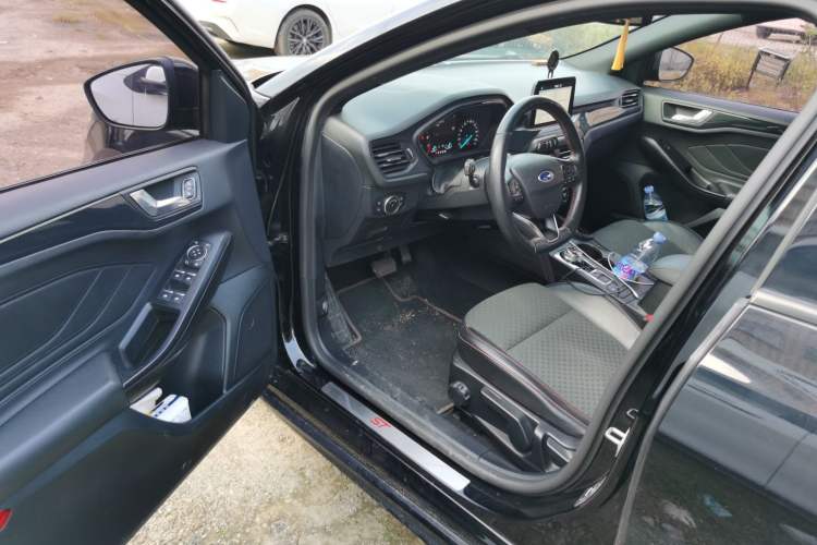 Used Ford Focus 2020 Hatchback EcoBoost 180 Automatic ST Line Driver Seat