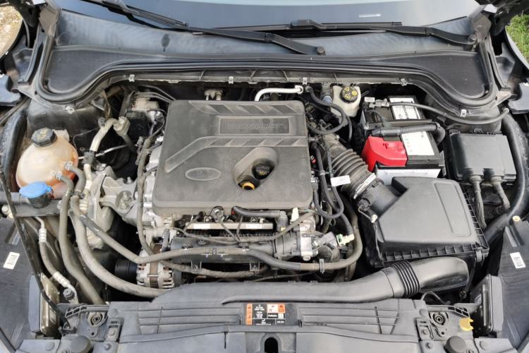 Used Ford Focus 2020 Hatchback EcoBoost 180 Automatic ST Line Engine Bay
