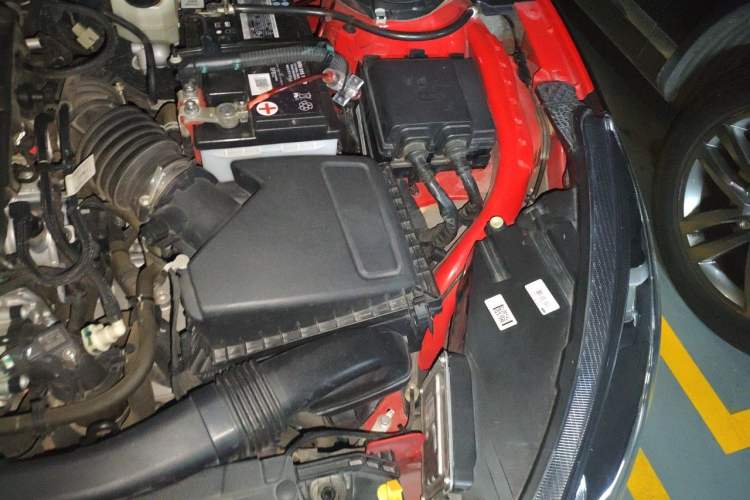 Used Ford Focus 2020 Hatchback EcoBoost 180 Automatic ST Line Engine Bay Left