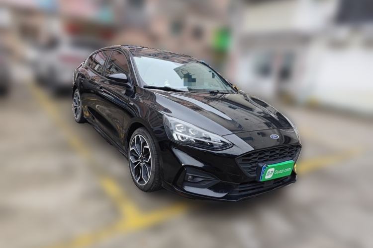 Used Ford Focus 2020 Sedan EcoBoost 180 Automatic ST Line Exterior 2