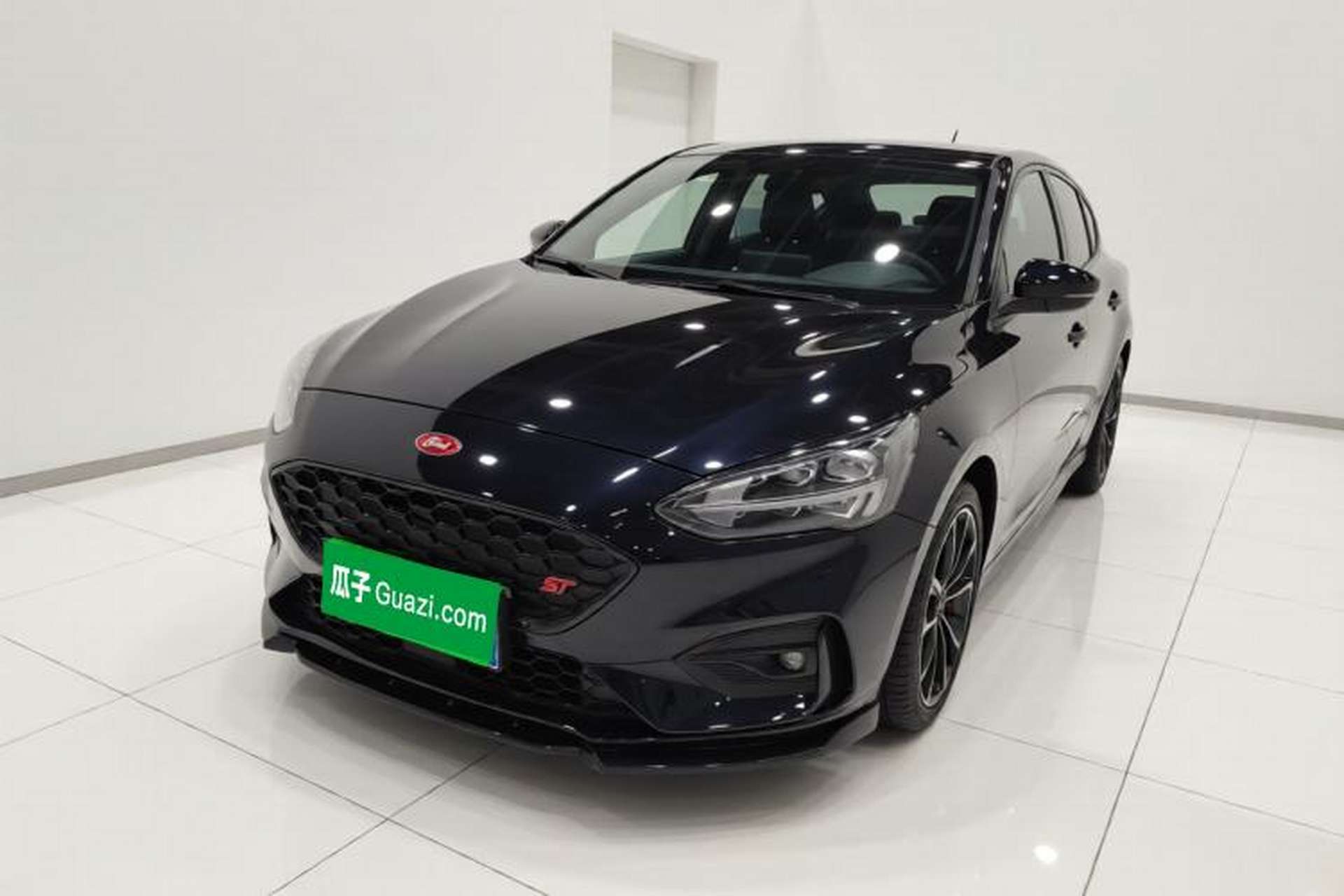 Used Ford Focus 2020 Hatchback EcoBoost 180 Automatic ST Line Front Left 45 Deg