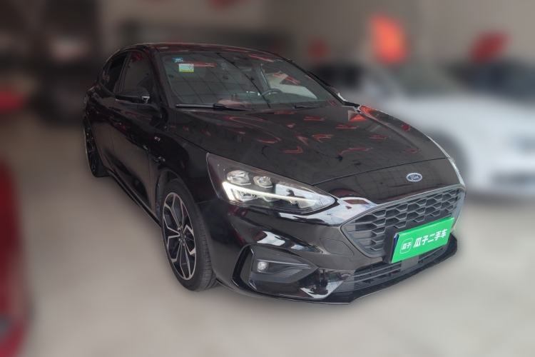 Used Ford Focus 2020 Sedan EcoBoost 180 Automatic ST Line Front Right 45 Deg