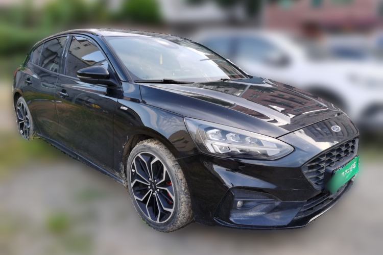 Used Ford Focus 2020 Hatchback EcoBoost 180 Automatic ST Line Front Right 45 Deg