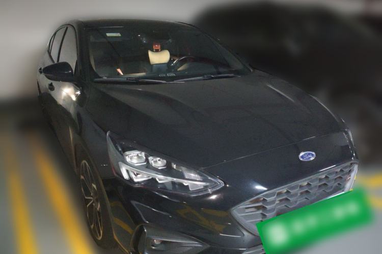 Used Ford Focus 2020 Hatchback EcoBoost 180 Automatic ST Line Front Right 45 Deg