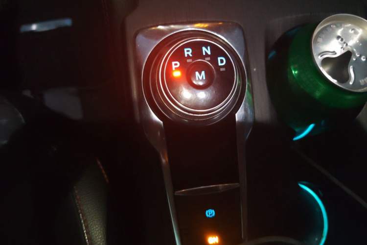 Used Ford Focus 2020 Sedan EcoBoost 180 Automatic ST Line Gear Lever