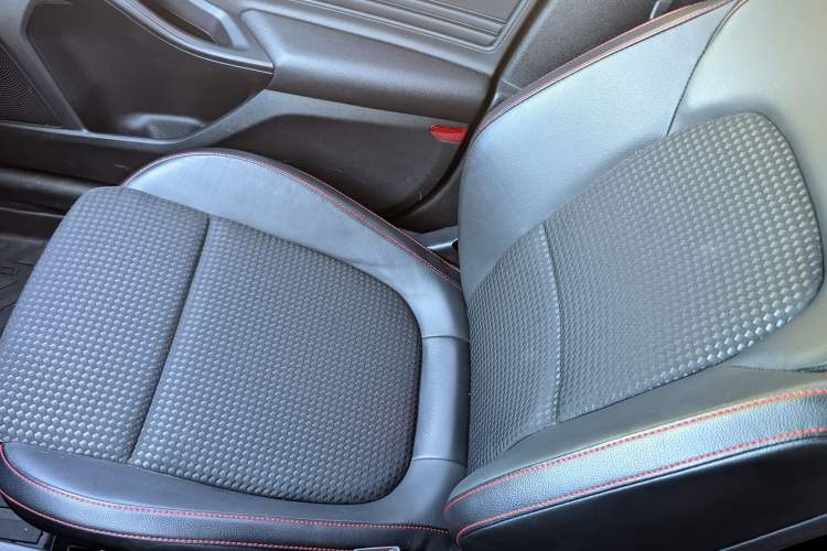 Used Ford Focus 2020 Hatchback EcoBoost 180 Automatic ST Line Interior 10