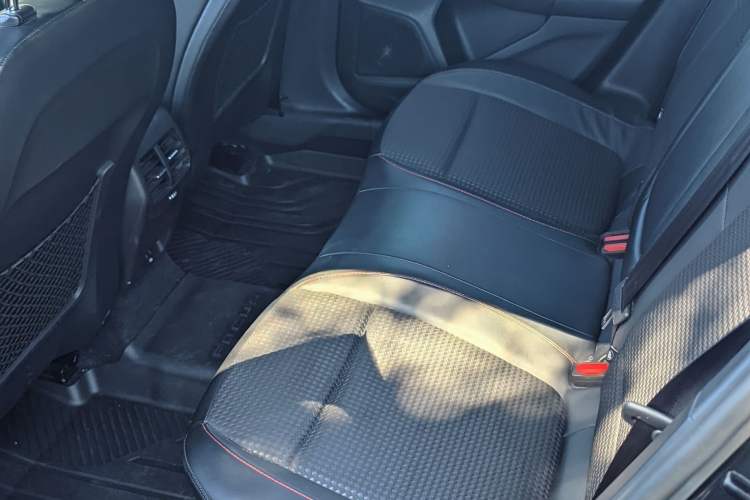 Used Ford Focus 2020 Hatchback EcoBoost 180 Automatic ST Line Interior 2