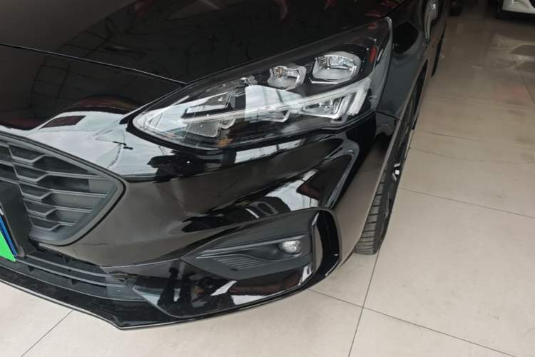 Used Ford Focus 2020 Sedan EcoBoost 180 Automatic ST Line Left Front Headlight